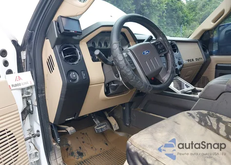 2011 Ford F-250 Lariat from USA, damaged, VIN 1FT7W2BT7BEA29517